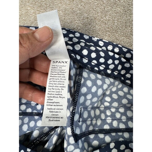 Spanx Sunshine Shorts, 10" Navy Printed Dot Size L,new - Picture 11 of 14